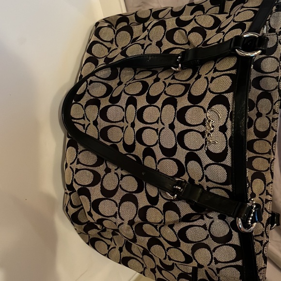 Black and silvery gray Coach ( authentic) tote - Picture 5 of 9